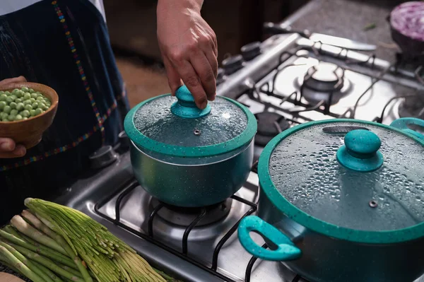 Woman Hands Putting Peas Pot Hot Water — Foto de Stock