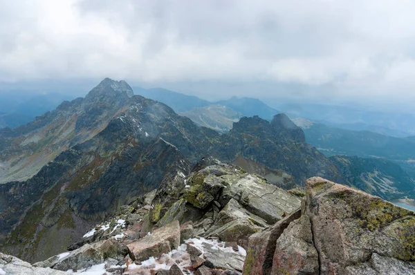 Skalisty Krajobraz Szczytu Kozi Wierch Część Szlaku Orla Perc Tatry — Zdjęcie stockowe