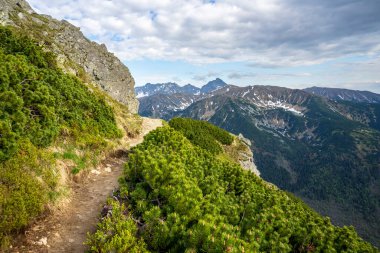 Ridge trail Kasprowy Wierch - Kopa Kondracka. Batı Tatra Dağları.