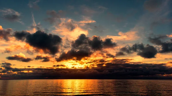 Fantastic Sunset Aerial View Sea Magical Atmosphere Dark Clouds Golden — ストック写真