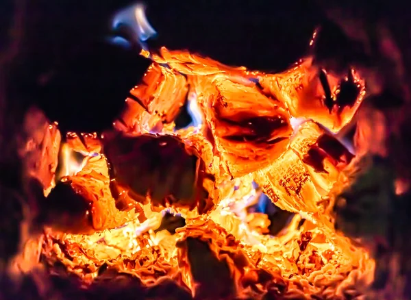 Hermosa Chimenea Antigua Con Fuego Llama Para Calefacción Sala Edificio —  Fotos de Stock