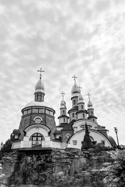 Chiesa Cristiana Croce Alto Campanile Preghiera Fotografia Composta Bella Chiesa — Foto Stock