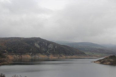 Güz Gri Günü, Gürcistan, Algeti Barajı