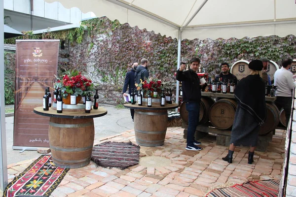 Georgia Tbilisi Festival Anggur 2021 Orang Mencicipi Dan Minum Anggur — Stok Foto