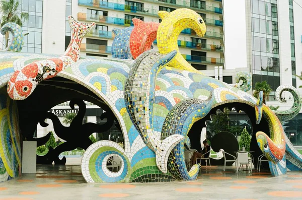Batumi Georgia Monument Mosaic Octopus Fantasy Cafe 35Mm Zdjęcie Filmu — Zdjęcie stockowe