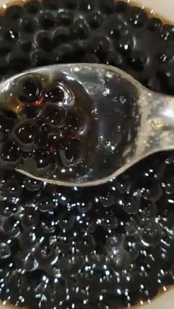 Burbuja Leche Negro Tapioca Perlas Vídeo Vertical — Vídeos de Stock