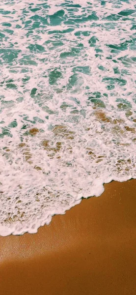 モバイル画面のための重要な背景 モバイルビーチ壁紙 — ストック写真