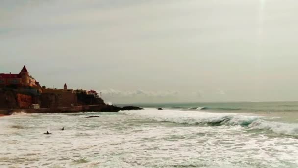 Vidéo Des Vagues Océaniques Débit Eau Des Surfeurs Portugal Lisbonne — Video