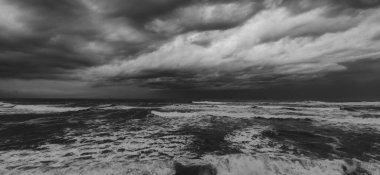 Portekiz, yağmurlu fırtına, deniz, okyanus su dalgaları 