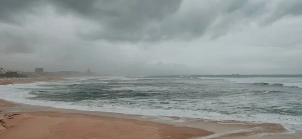 Portugal Tempestade Chuvosa Mar Ondas Água Oceano — Fotografia de Stock