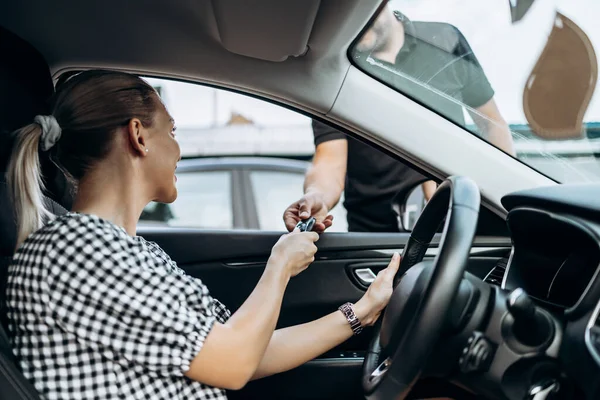 Satisfied Smiled Female Buyer Sitting Her New Car She Smiling — Foto de Stock