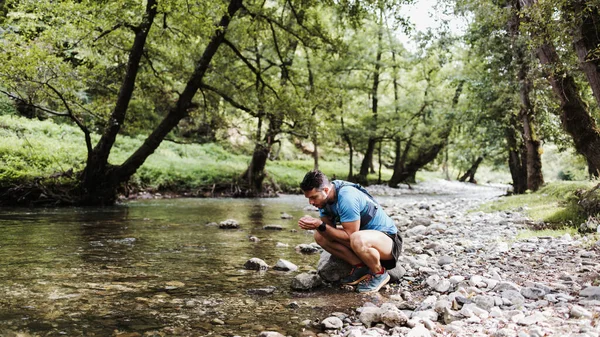 Young Adult Sporty Man Fitness Triathlon Training Nature Drinking Water — Foto Stock