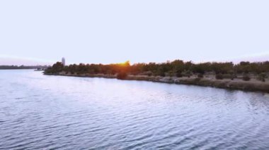 İnciralti Türkiye 'deki Lagoon' da Günbatımının Hava Görüntüsü