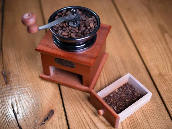Old Vintage Grinder Roasted Coffee Beans Grind Coffee — Stock Photo, Image