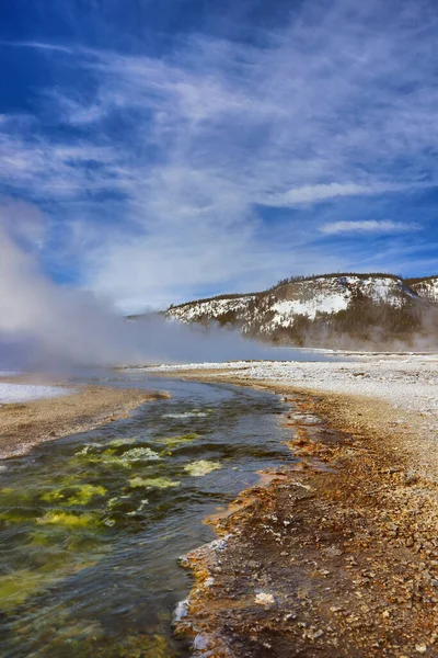 Parque Nacional Yellowstone Géiseres Vida Silvestre Invierno Nieve Volcán Bisonte — Foto de Stock