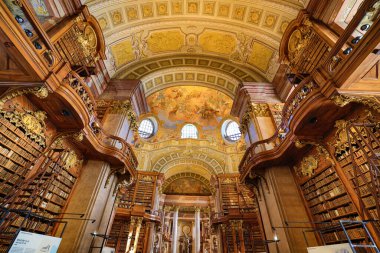 Mimarlık, Kilise, Dağlar, Viyana 'nın Küçük Kasabaları ve Köyleri Avusturya 12-14 Mayıs 2022