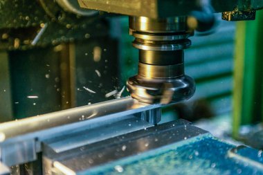 industrial metalworking cutting process by cnc milling cutter machine