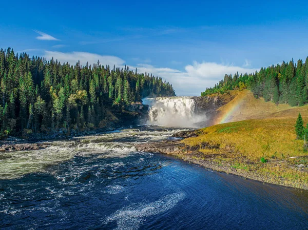 Letecký Pohled Slavný Vodopád Tannforsen Severním Švédsku Duhou Mlze Rychle — Stock fotografie