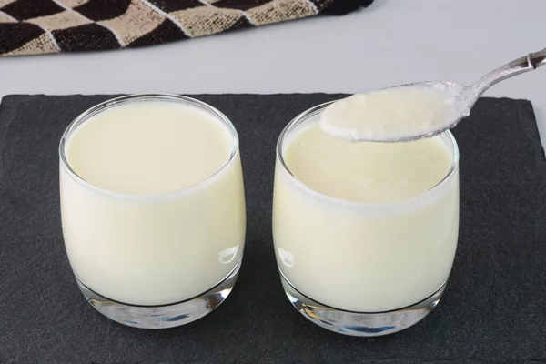 Serving Homemade Yogurt Glass Cups — Stock Photo, Image
