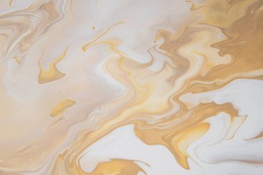 Boyaları karıştırıyorum. Doku, akrilik akışkan sanatın yakın çekim parçası. Yaratıcı soyut el boyası arka plan, duvar kağıdı, duvar kağıdı. Modern sanat. Mermer dokusu. Soyut renkli arkaplan