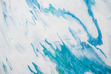 Boyaları karıştırıyorum. Soyut renkli arka plan, modern sanat. Duvar kağıdı. Mermer dokusu. Tuvale resim yapmak. Yaratıcı soyut el boyası arka plan, duvar kağıdı, doku, akrilik akışkan sanatın parçası.