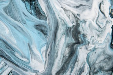 Tuvale resim yapmak. Modern sanat. Sıvı Sanat. Yaratıcı soyut el boyası arka plan, duvar kağıdı, doku, boya karışımı. Akrilik mermer dokusu. Soyut renkli arkaplan, duvar kağıdı.