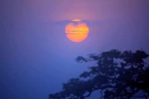 Nascer Sol Pela Manhã Nascer Sol Com Nuvens — Fotografia de Stock