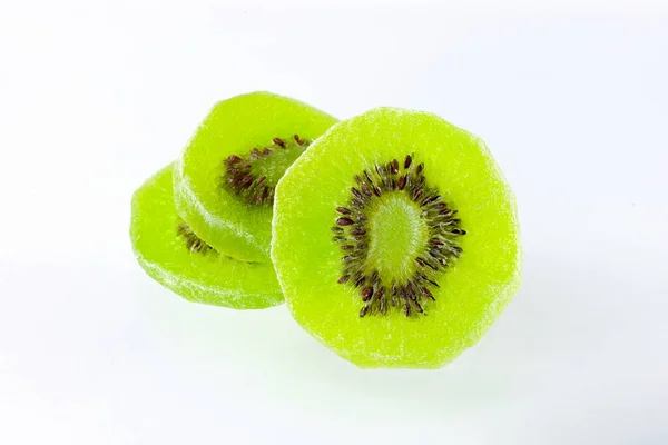 Getrocknete Kiwi Früchte Isoliert Auf Weiß — Stockfoto