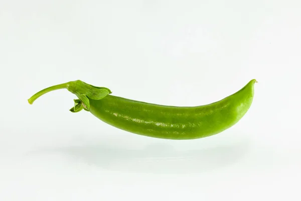 Guisantes Dulces Sobre Fondo Blanco — Foto de Stock