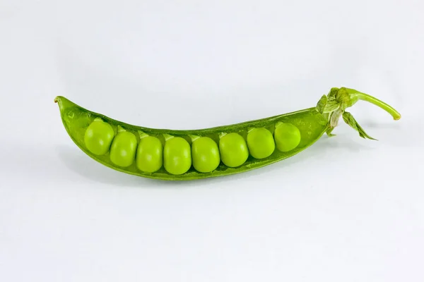 Guisantes Dulces Sobre Fondo Blanco — Foto de Stock