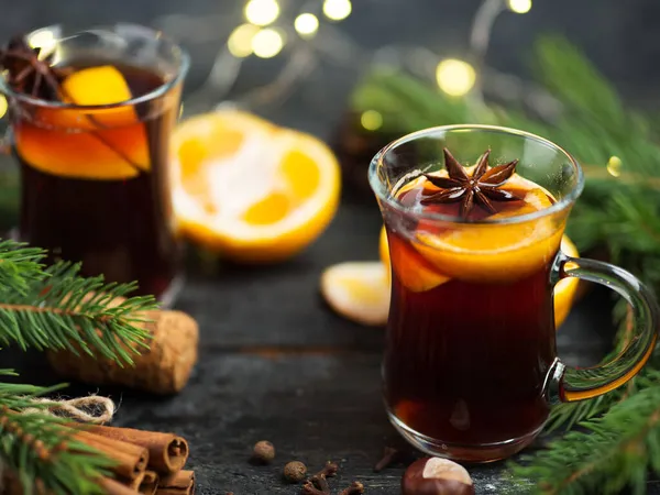 Two Glasses Traditional Christmas Winter Hot Drink Mulled Wine Red — Stock Photo, Image
