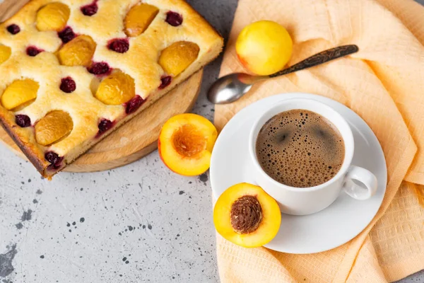 Tarte Abricot Maison Vue Sur Dessus Tasse Café Expresso Image En Vente