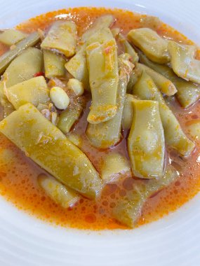 Lezzetli geleneksel Türk yemeği, zeytinyağlı yeşil fasulye.