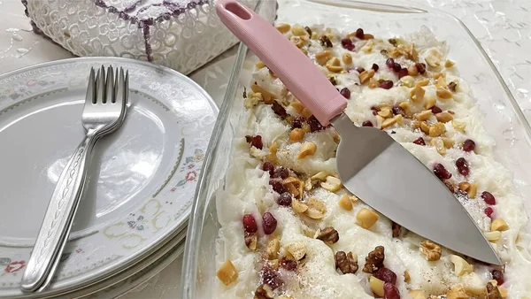 Närbild Klar Att Äta Och Läcker Traditionell Turkisk Dessert Gullack — Stockfoto