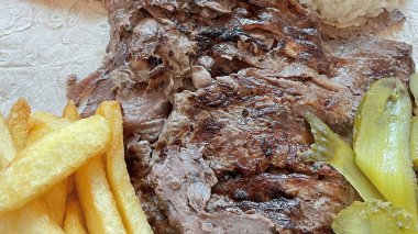 Geleneksel Türk yemeği, doner kebap