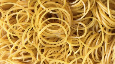 Kişisel kullanım ve çalışma için lastik bantları kapatın