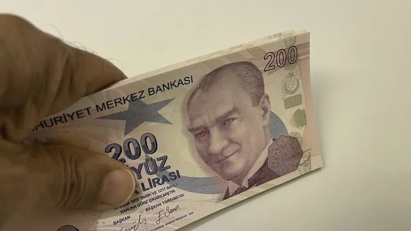 Türkische Lira Banknoten Der Hand Auf Weißem Hintergrund — Stockfoto