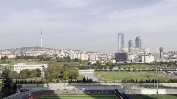 2012年11月14日 伊斯坦布尔 菲基尔铁普区 以其现代化的建筑俯瞰整个伊斯坦布尔 — 图库视频影像