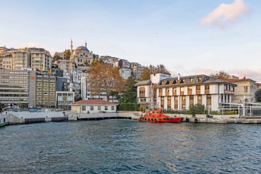 Galataport, istanbul, Türkiye-15 Kasım 2021 İstanbul Boğazı ve İstanbul 'un yeni limanı Galataport' tan eşsiz İstanbul manzarası 