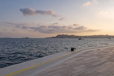 Galataport, istanbul, Türkiye-15 Kasım 2021 İstanbul Boğazı ve İstanbul 'un yeni limanı Galataport' tan eşsiz İstanbul manzarası 