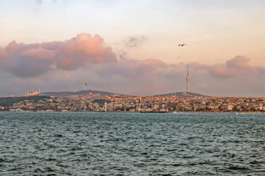 Galataport, istanbul, Türkiye-15 Kasım 2021 İstanbul Boğazı ve İstanbul 'un yeni limanı Galataport' tan eşsiz İstanbul manzarası 