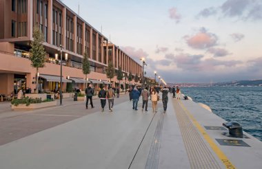 Karakoy, İstanbul, Türkiye. 15 Kasım 2021 İstanbul 'un yeni limanı. Modern mimarisi ile Galataport. 