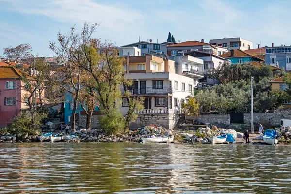 Golyazi, Bursa, Türkiye-13 Kasım 2021.Golyazi, doğal ve tarihi güzellikleri ile Türkiye 'nin Asya kıtasındaki Uluabat Gölü kıyılarında ve Bursa ilinde yer almaktadır.. 