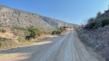 Harmankoy, Bilecik, Türkiye-30 Ekim 2021, Haramankaya, Bilecik ilinin İnhisar ilçesine bağlı bir köydür..