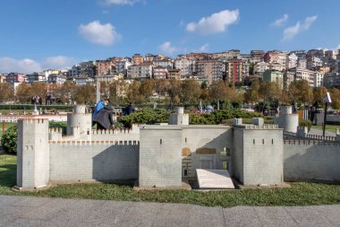 İstanbul, İstanbul 'da Hindi-Kasım 20.2021.Miniatürk, İstanbul' un Haliç ilçesinde yer alan bir minyatür parktır.