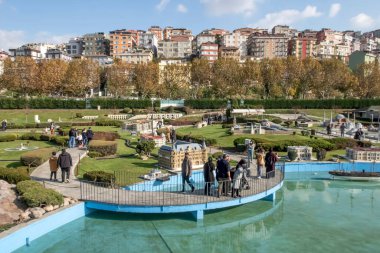 İstanbul, İstanbul 'da Hindi-Kasım 20.2021.Miniatürk, İstanbul' un Haliç ilçesinde yer alan bir minyatür parktır.