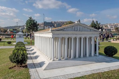 İstanbul, İstanbul 'da Hindi-Kasım 20.2021.Miniatürk, İstanbul' un Haliç ilçesinde yer alan bir minyatür parktır.