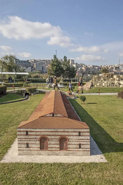İstanbul, İstanbul 'da Hindi-Kasım 20.2021.Miniatürk, İstanbul' un Haliç ilçesinde yer alan bir minyatür parktır.