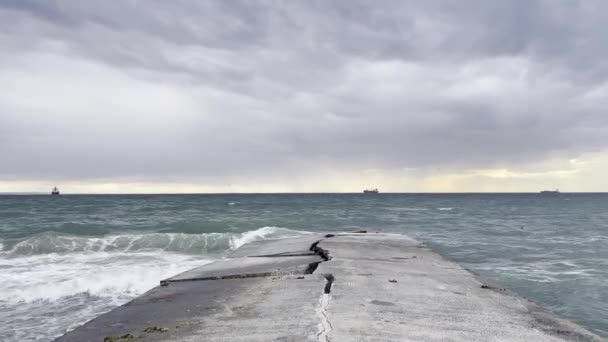 Olas Playa Temporada Invierno Clima Nublado Mar Mármara Estambul — Vídeo de stock