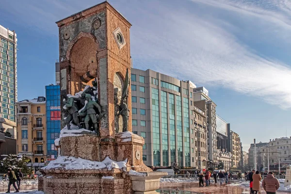 Taksim Isztambuli Törökország 2022 Január Taksim Tér Isztambul Egyik Legnépszerűbb — Stock Fotó